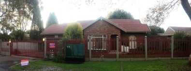 Perfect family home 4 Bedroom, Vanderbijlpark SE3