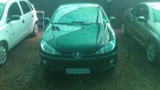 Peugeot 206 CAB 2.0i