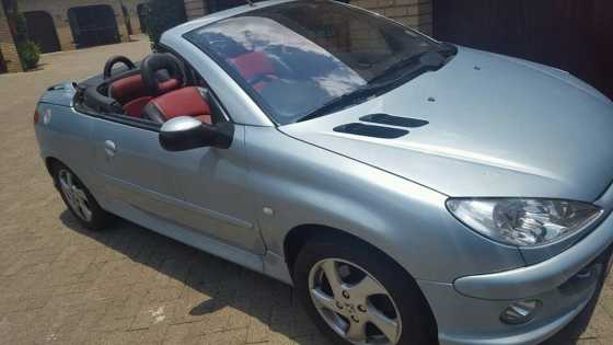 Peugeot 206cc 1.6 2003 model