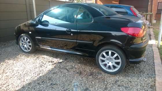 peugeot 206cc convertable late 2003 model