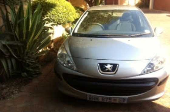 Peugeot 207 2007 - low mileage