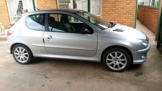 peugot 2005  gti  2.0. L