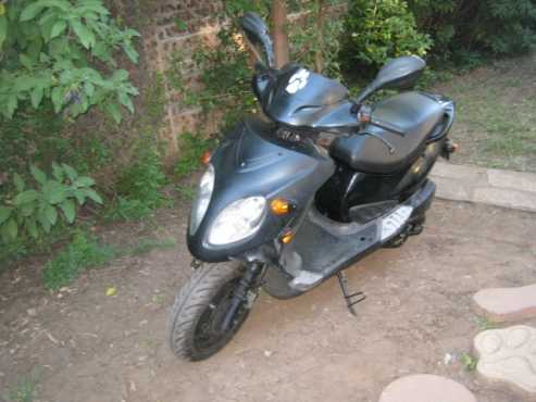 PGO 125cc T-Rex Scooter - R4,800