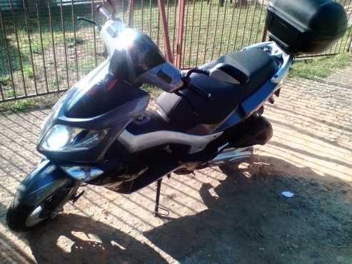 Pgo g max 250 2006