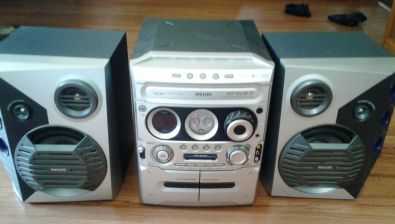 Philips Hi-Fi for sale