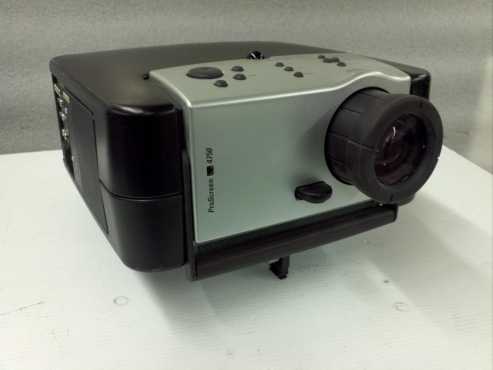 Philips ProScreen 4750 LCD Projector