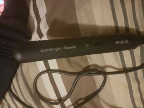 Phillips hair straightner