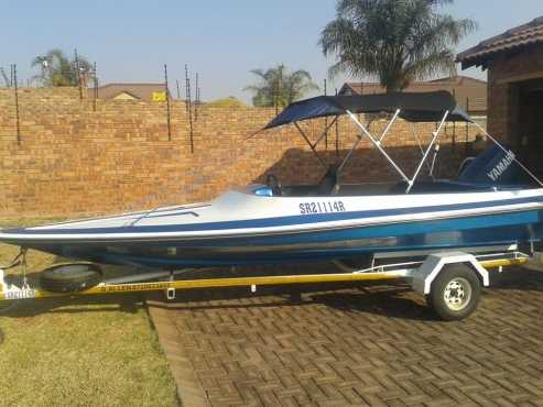 Phoenix Phantom speed boat 4 Sale