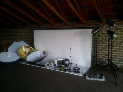 PHOTOGRAPHIC STUDIO EQUIPMENT exceptional deal.