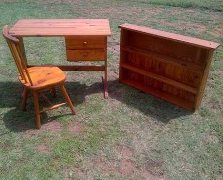 PINE DESK, CHAIR amp BOOK CASE FOR SALE