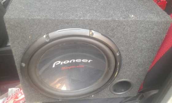 Pioneer 1400watt subwoofer championship addition