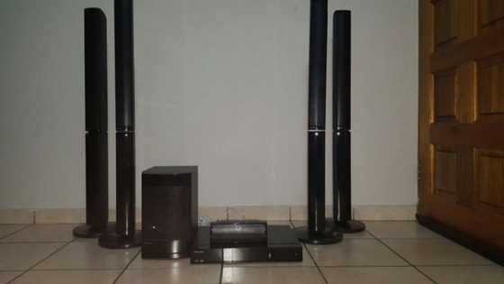 Pioneer 5.1 3D TB blue-ray home theatre system