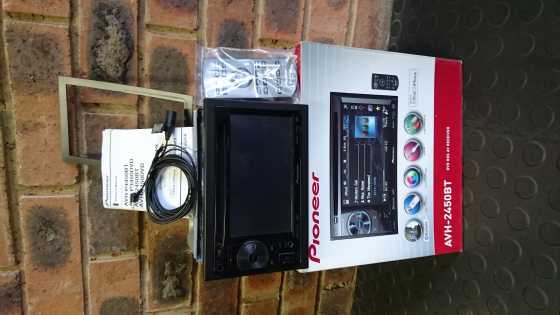 Pioneer AVH-2450BT Head Unit