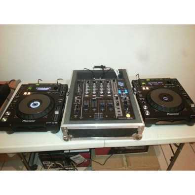 Pioneer CDJs 350 to CDJs 2000