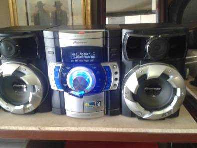 PIONEER HI-FIampDVD PLAYER SOUND SYSTEM