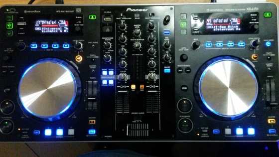 Pioneer XDJ R1 in Excellent condition