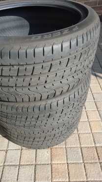 Pirelli PZERO 25535R19 (X3)