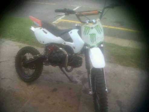 PIT BIKE BIG BOY BIG WHEEL 125cc OIL COOLED XP STOMPER  LIKE NEW R4500 NEG