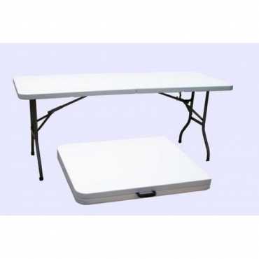 PLASTIC FOLDING TABLES