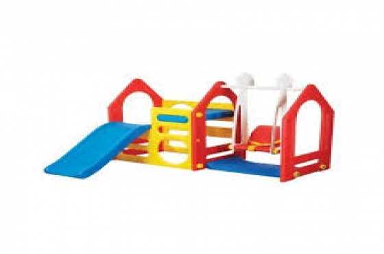 PLASTIC TODDLER GYM