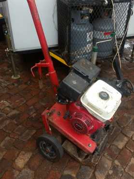 Plate compactor with 9hp Honda engine