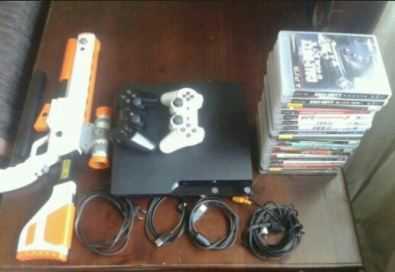 Playstation 3 with 20 games