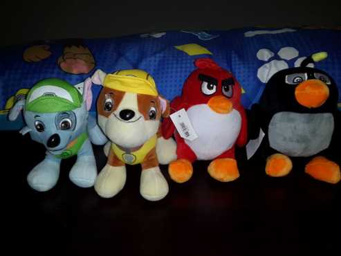 Plush toys, Paw Patrol, angry birds, pepa pig en zootropilis