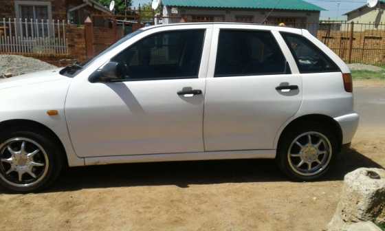 polo playa 1.6 good condition 2000 model