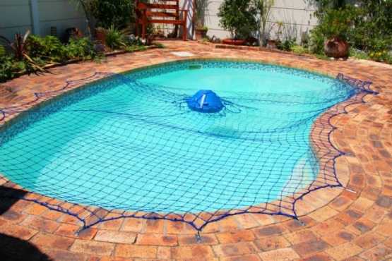 Pool safety covers