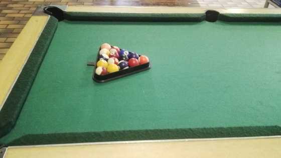 Pool table