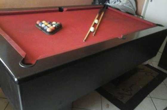 Pool table