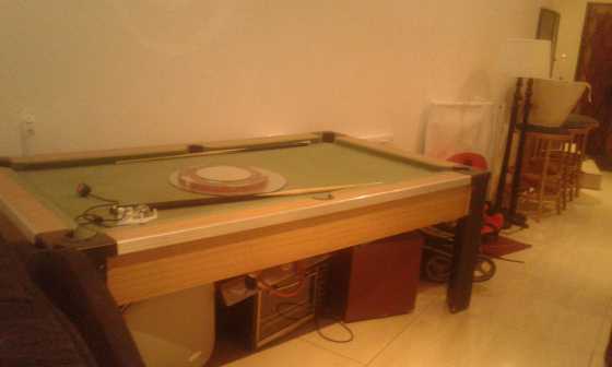 Pool table and ques for sale