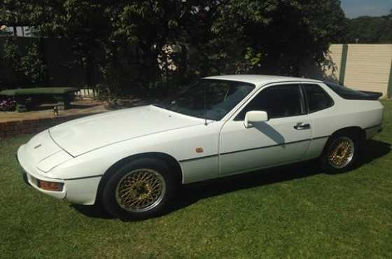 Porsche 924