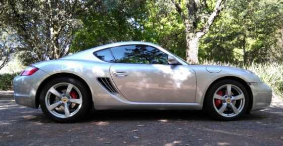 Porsche Cayman S, excellent condition, low milage