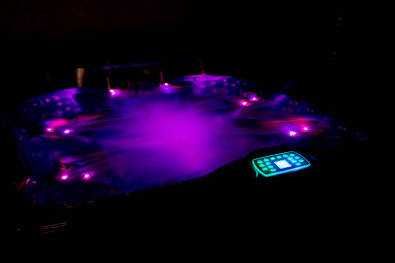 Portable Jacuzzi 4 Seater - 12 Seater plug amp play