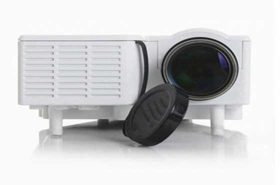 Portable MINI LED Projector Brand New From The Box with Accessories