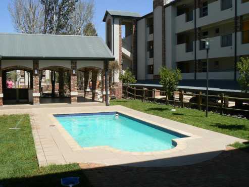 Potchefstroom -1 Bedroom Student Flat in Prestigious high security complex -