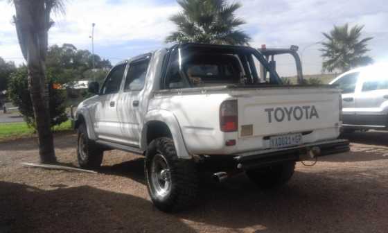 Pre owned Toyota Hilux Raider (Lexus v8 motor )