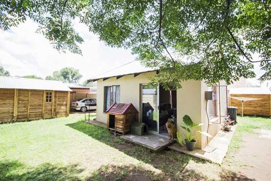 Pretoria North 2 Bedroom House in Security Complex near Primary School ONLY R559000