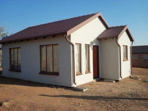 Pretty 2 Bedroom Home with huge Stand for first time Buyers