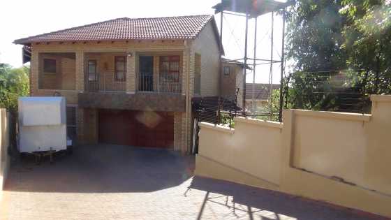 Pristine 3 bedroom House  Montana Park  R 2 700 000