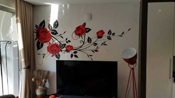 PROFESSIONAL HAND PAINTED MURALS