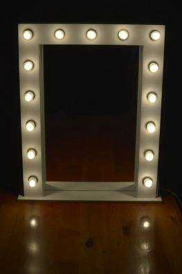 Professional Lighted Makeup Vanity Mirrors