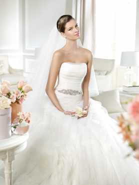 Pronovias Noray wedding dress for sale