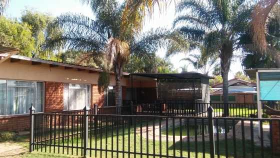 Pta west 3 Slp kamer Huis te Huur