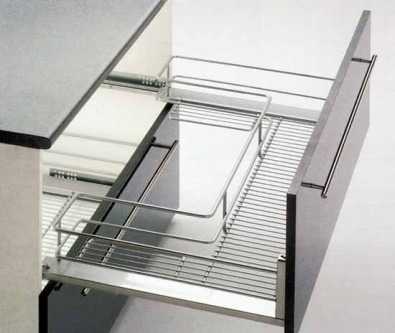 Pull-out under sink basket for 900mm cabinet. Soft