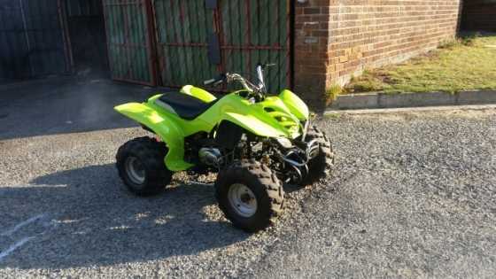 quad bike good condition semi auto 3speed