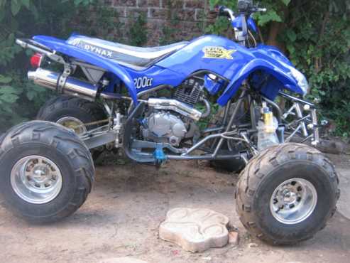 Quad Dynamix 200cc Fourwheeler - R9,900 - Like New