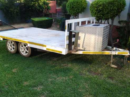 QUAD  FLAT BED TRAILERS