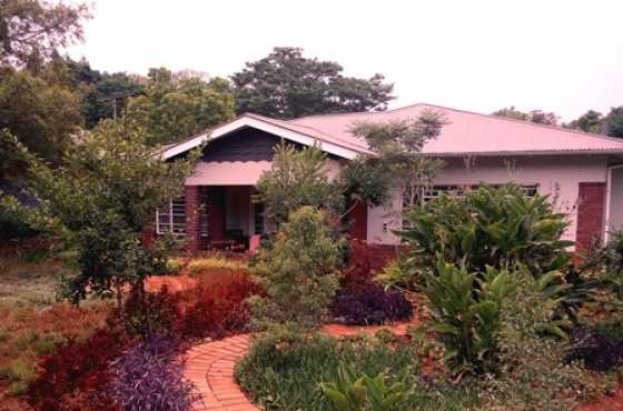 Quaint 5-bedroom house in quiet street